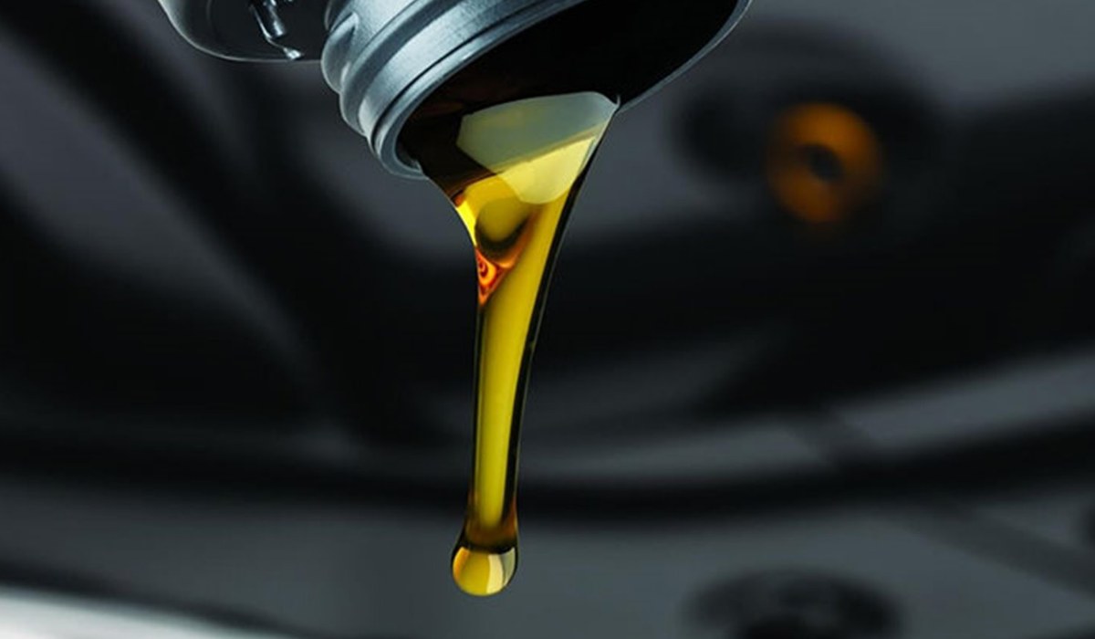  Purchase and Price of Interval Engine Oil Types 