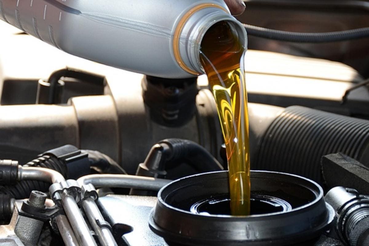  Diesel Engine Oil in Sri Lanka (Lubricant) Corrosion Rust Inhibitor Content Friction Reducer 